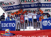 podio tricolore.JPG (201857 byte)